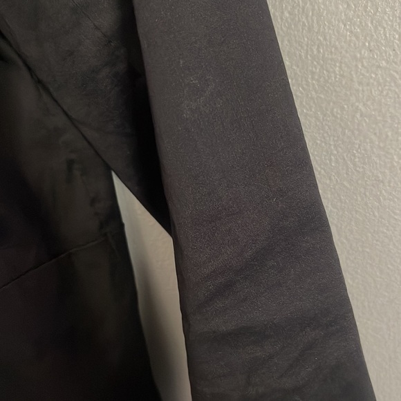 Eileen Fisher women black zip up Ramie Blazer with peplum - Picture 10 of 11